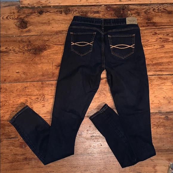 LONG Dark Wash Jeans- Abercrombie - Picture 4 of 4